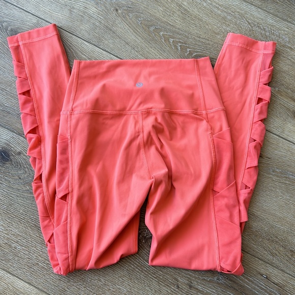 Lululemon leggings - Picture 3 of 4